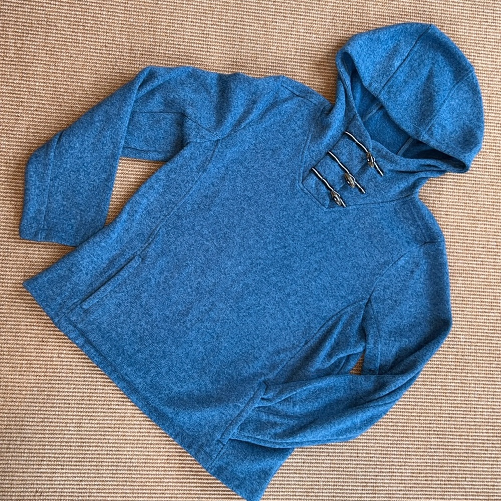 Southern Tide Lizzie Fleece Hooded Pullover Sweater in Heather Blue XL